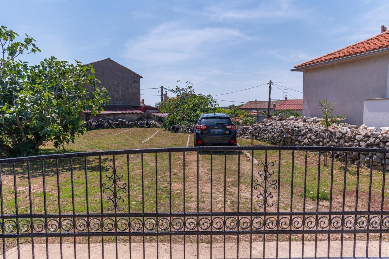 Apartments By The Sea Punat, Krk - 5351 Exterior foto