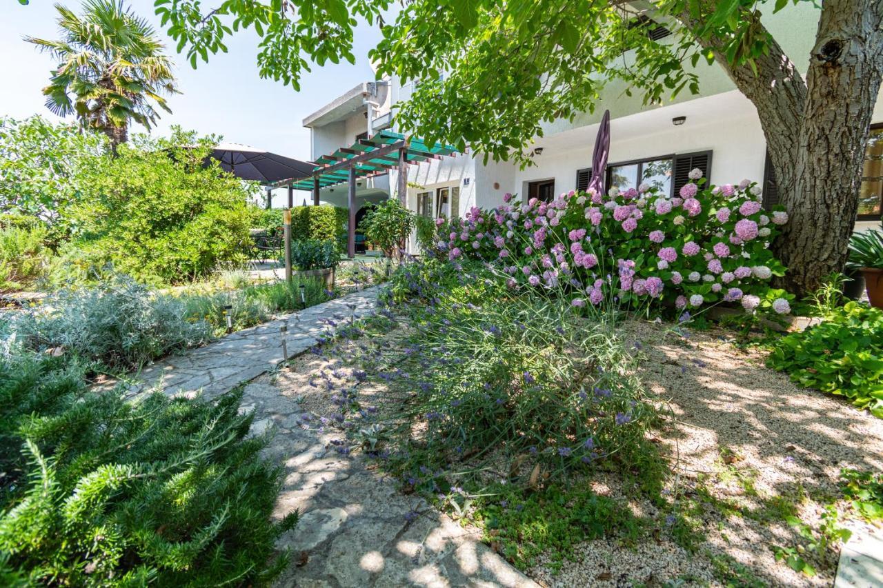 Apartments By The Sea Punat, Krk - 5351 Exterior foto