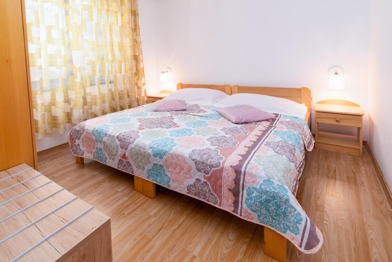 Apartments By The Sea Punat, Krk - 5351 Exterior foto