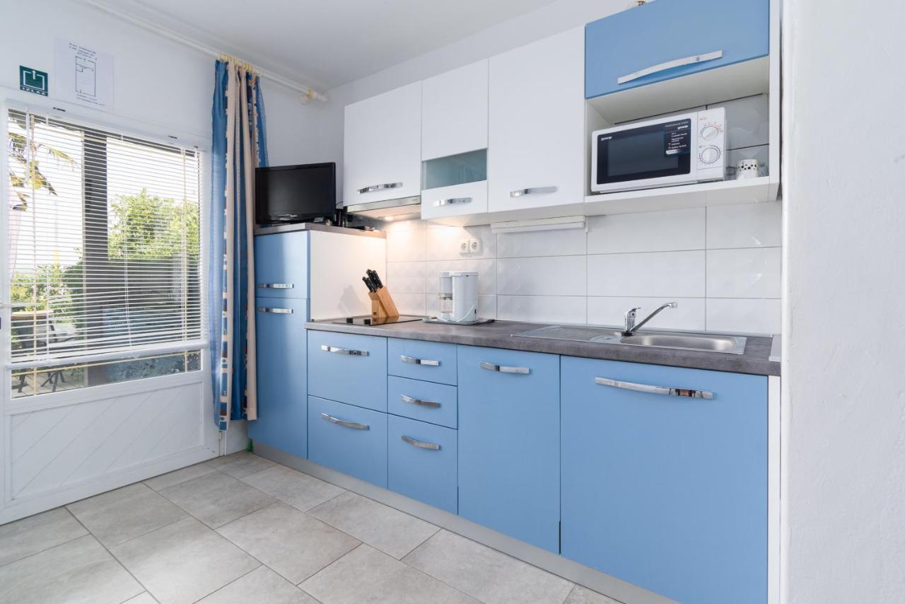 Apartments By The Sea Punat, Krk - 5351 Exterior foto